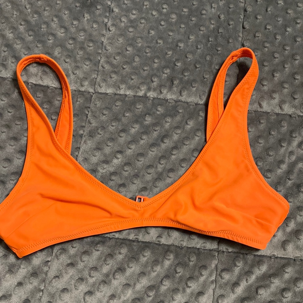 Aerie Scoop Bikini top